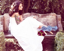 Sepatu Ikonik Jeffrey Campbell Masuk dalam Daftar Sepatu Terburuk?