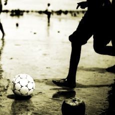 Genealogi Sepakbola Indonesia (Bagian 1): Nusantara Bermain Bola