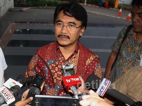 Adhyaksa Dault Diperiksa untuk Andi Malarangeng