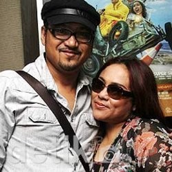 Ulang Tahun ke-50, Nunung Dapat Kejutan dari Fans