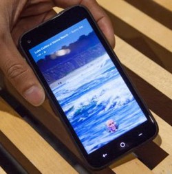 HTC First, Ponsel Facebook Home Pertama