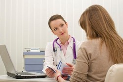 5 Pertanyaan yang Wajib Disampaikan Bila Menemui Dokter