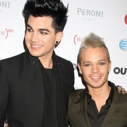 Adam Lambert Putus dari Kekasih Gay-nya