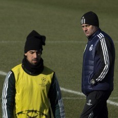 Khedira Sebut Mourinho Sebagai Pelatih Terbaik