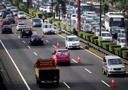 Solusi Macet di Tol, Pengelola Berharap Pada Transportasi Massal