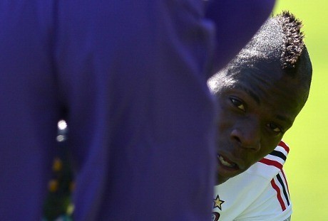 Balotelli Berharap Bisa Hadapi City Musim Depan