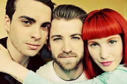 Vokalis Paramore: Kami Tak Perlu Menulis Lagu Tentang Sex, Drugs, And Rock N Roll