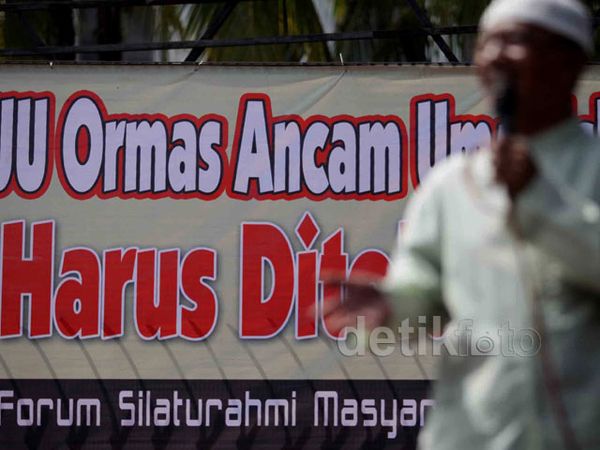 Kemendagri Diprotes Soal RUU Ormas