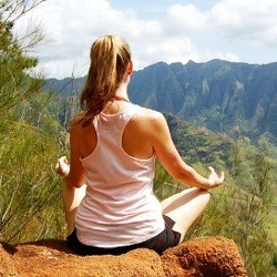 Guru Spiritual Beda dengan Dukun atau Paranormal!