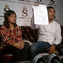 Disebut Cerai Karena Eyang Subur, Pasutri Polisikan Adi Bing Slamet