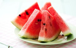 Manis Segar Semangka Bisa Bikin Perut Lebih Ramping