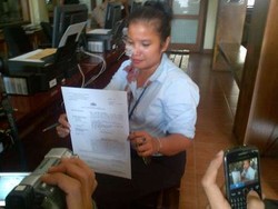 Kasus Pemecahan Kaca Bus TransJ, Sarju & Marlinda Berdamai