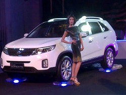 KIA Sorento Terbaru Dilepas Rp 378 Juta
