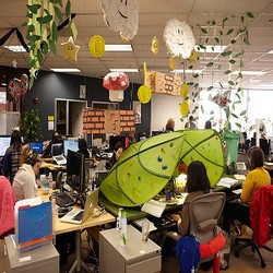 Facebook Puncaki Daftar Tempat Kerja Idaman