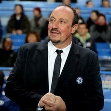Soal Target Empat Besar, Benitez Kalem