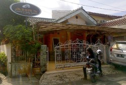 Tetangga: Asep Hendro Punya Banyak Mobil dan Dermawan