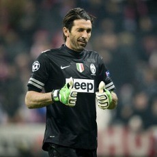  Buffon Takkan Terpengaruh Ucapan Beckenbauer