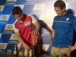 Hayden Demo Kehandalan Pelumas Motor Shell