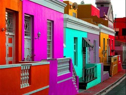 Ini Dia 5 Kota Paling Warna-warni di Dunia