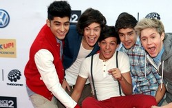 One Direction Dilarang Makan Junk Food Saat Tur