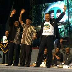 Pakde Karwo dan Gus Ipul Ajak Rimbawan Dukung KarSa Jilid II