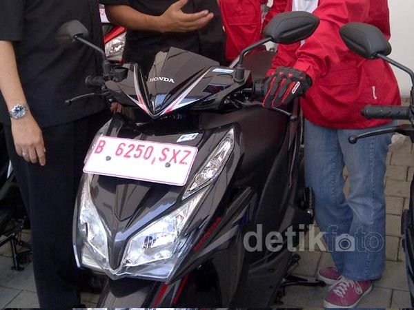 Honda Vario 125 ISS 1 Liter Tembus 76,098 Km/liter