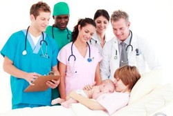 Bidan vs Dokter Kandungan, Mana yang Lebih Baik?