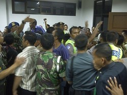 Sidang Sempat Rusuh, Prada Mart Nyaris Diamuk Keluarga Korban