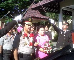 Disambut Tabur Bunga, Kapolda DIY: Dilempar-Lempar, Balas Dendam Ya