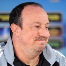 Benitez Tak Ambil Pusing soal Krisis Bek Kiri Chelsea
