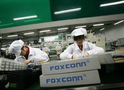 Penjualan iPhone Lesu, Omzet Foxconn Menipis