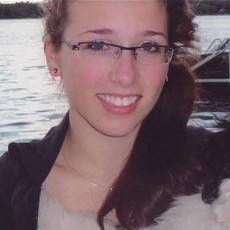 Duh! Foto-foto Pemerkosaannya Menyebar Luas, Gadis Kanada Gantung Diri