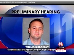 Pria Ini Coba Rayu Wanita dengan Masturbasi Sambil Ngebut!