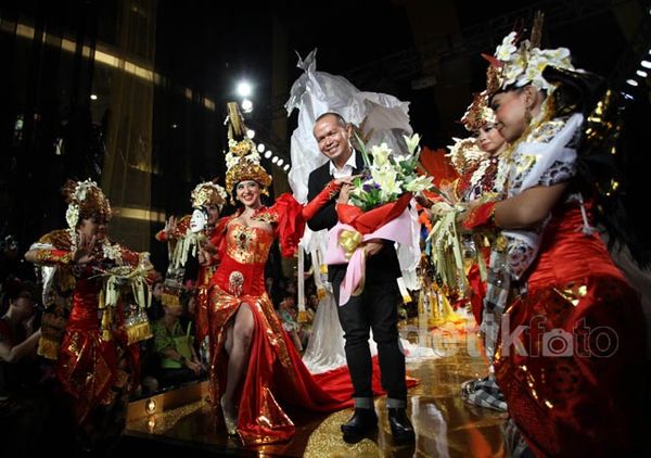 Busana Gede Yudi Buka Kemang Fashion Week