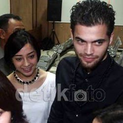 Diego Jadi Mualaf, Nikita Willy Seperti Bimbing Anak TK