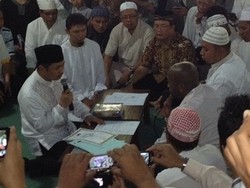 Usai Jadi Khatib Jumat, Anis Matta Islamkan Ekspatriat Asal AS