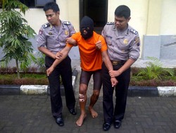 Sumadi Bantai Kades Hanya karena Namanya Dicoret Sebagai Pencari Pasir