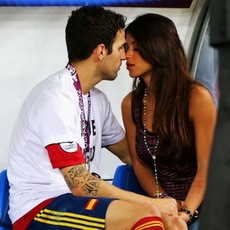 Anak Pertama Fabregas Lahir