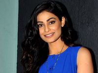 Cantiknya Bintang Bollywood Puja Gupta