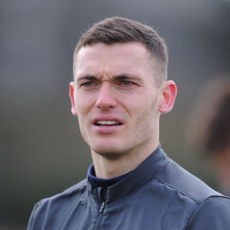 Wenger Puji Profesionalisme Vermaelen