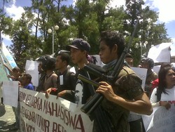 Ratusan Warga NTT di Yogya Tuntut Penyerbuan LP Cebongan Diusut Tuntas