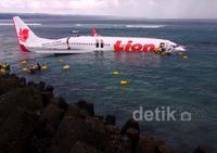 Pesawat Lion Air Jatuh ke Laut