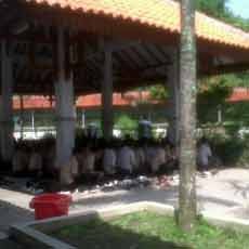 Jelang UN, Makam Gus Dur di Jombang Ramai Diziarahi Pelajar