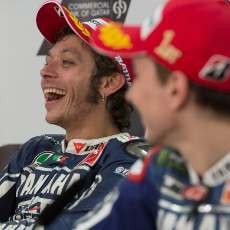 Rossi Harus Tingkatkan Performa Jika Ingin Saingi Lorenzo