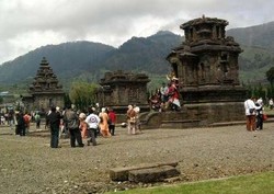 Candi Arjuna, yang Gagah di Tengah Dieng