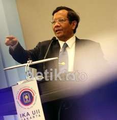 Mahfud, Jokowi & Prabowo Capres Populer di Kalangan Warga NU Jatim