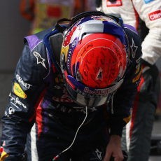 Vettel Minta Red Bull Teliti Dalam Penggantian Ban