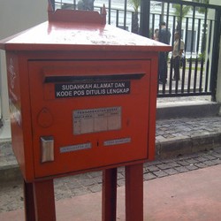 Kisah Mengirim Surat Melalui Bis Surat Tapi Tak Kunjung Sampai