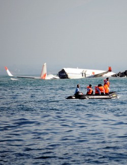 Lion Air Nahas akan Dievakuasi ke Pantai Kelan