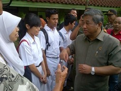 Sidak di SMA 26 Tebet, M Nuh Ajak Beri Semangat Siswa